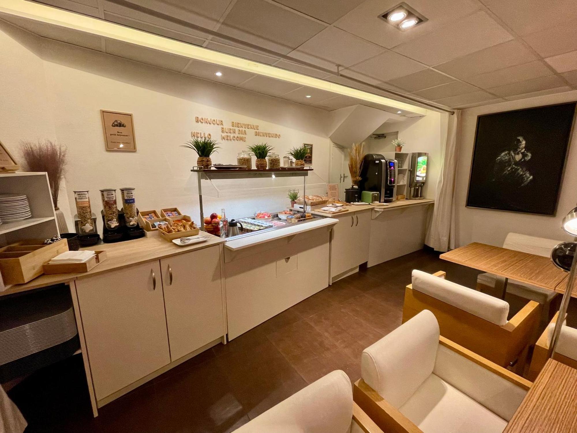 Abelha Hotel Le France Brive-la-Gaillarde Bagian luar foto